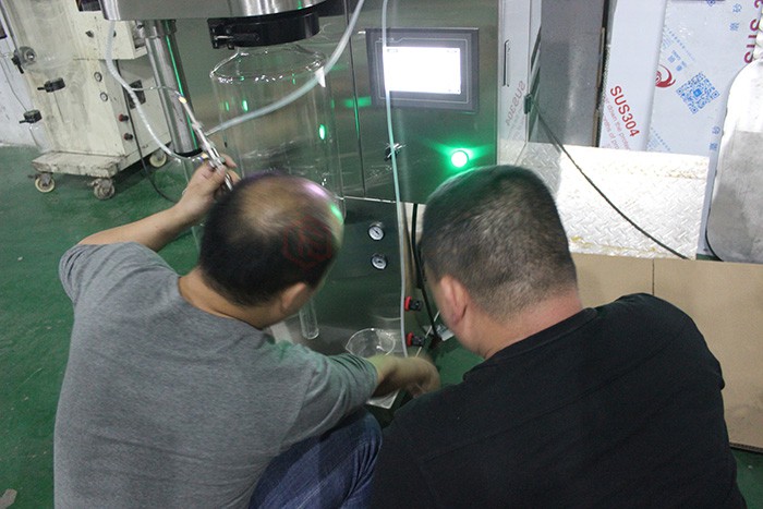 小型噴霧干燥機采用的技術有哪些方面？